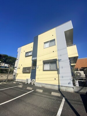シャレード外観写真