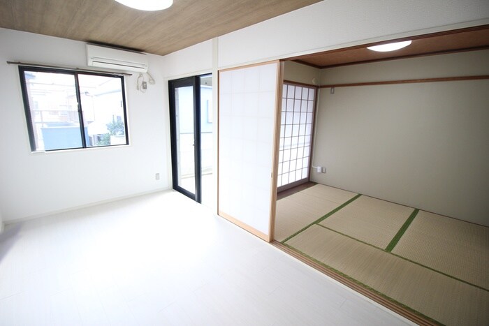 物件内観写真8　(居室)