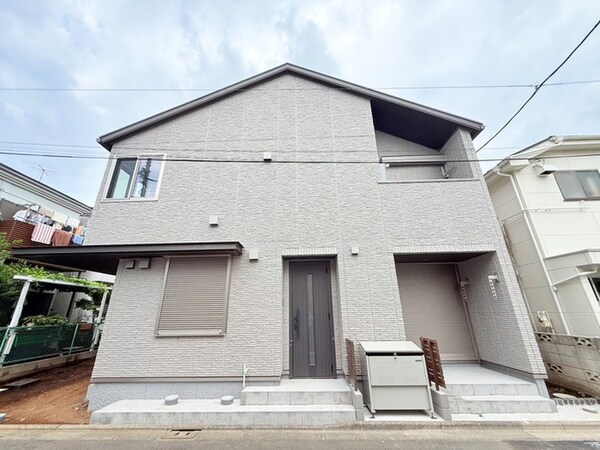 建築中