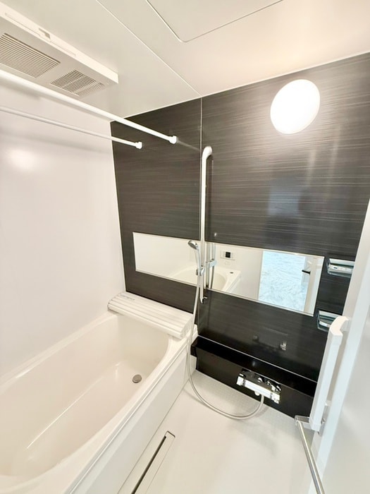 Ｓｈａ　Ｍａｉｓｏｎ　Ｄａｗｎのバス