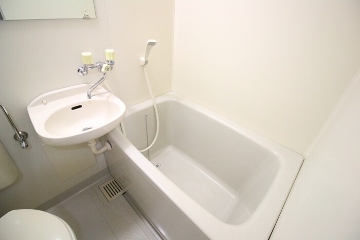 物件内観写真12　(バス／シャワールーム等)