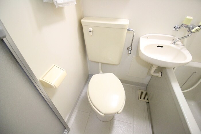 物件内観写真13　(トイレ)