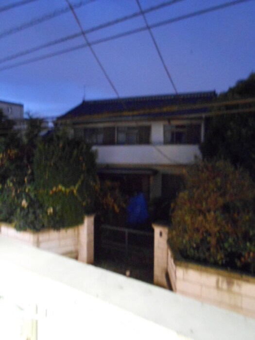 物件内観写真22　(室内からの展望)