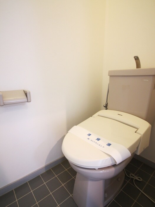 物件内観写真12　(トイレ)