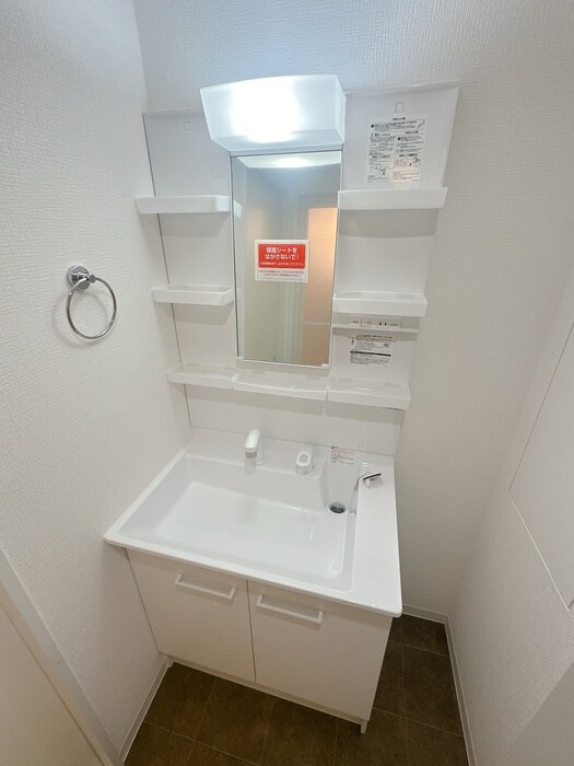 物件内観写真13　(洗面)