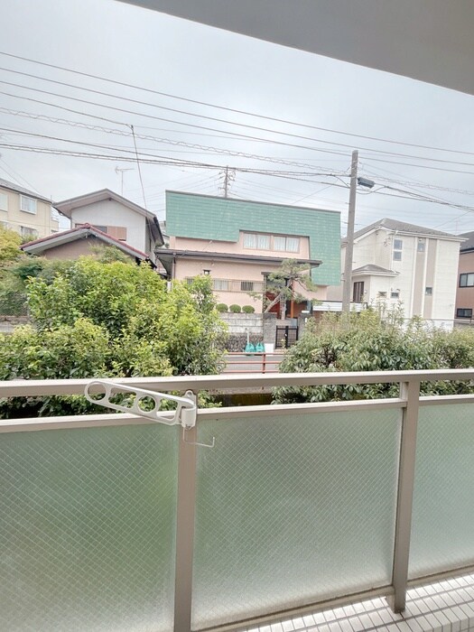 物件内観写真18　(室内からの展望)