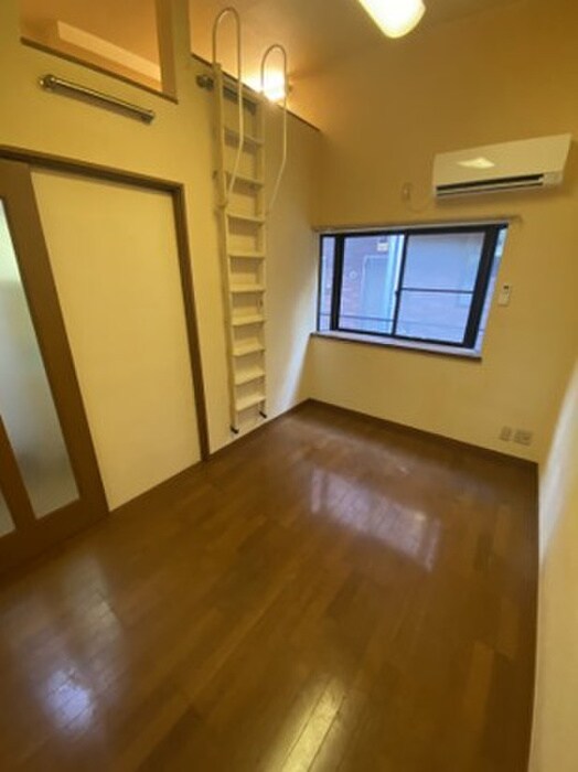 物件内観写真6　(居室)