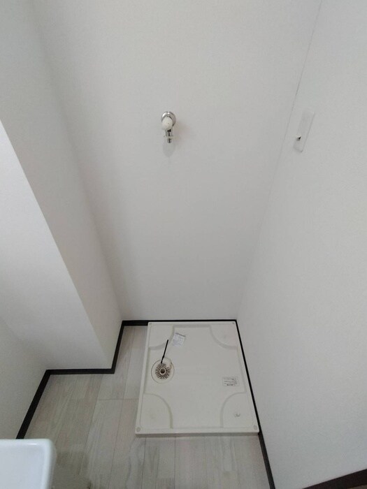 物件内観写真17　(洗濯機置場)