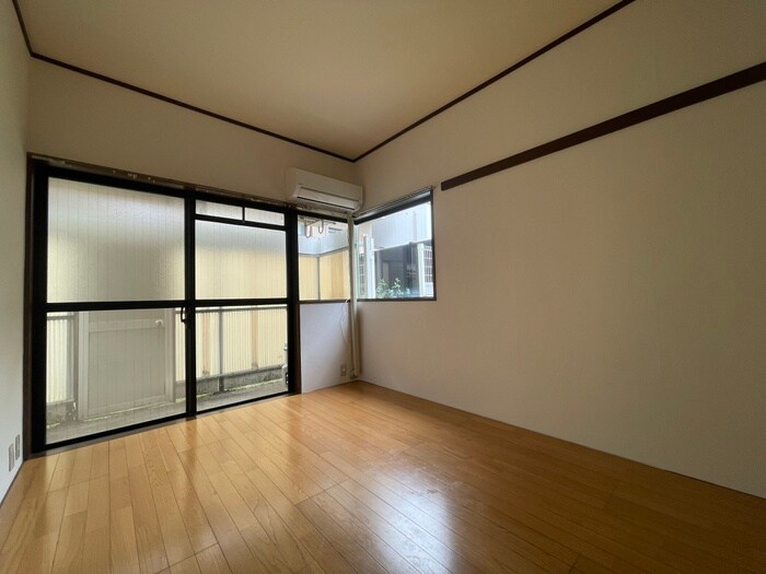 物件内観写真12　(居室)