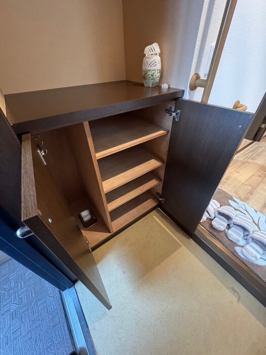 物件内観写真16　(靴箱)