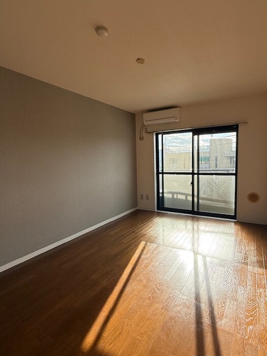 物件内観写真6　(居室)