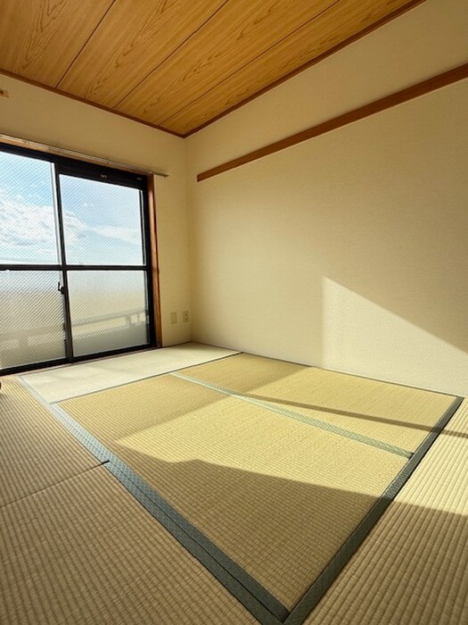 物件内観写真7　(居室)