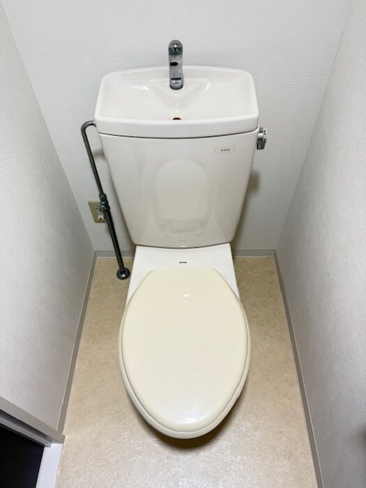 物件内観写真10　(トイレ)