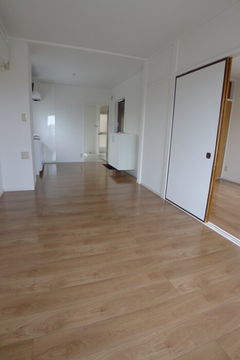 物件内観写真9　(居室)