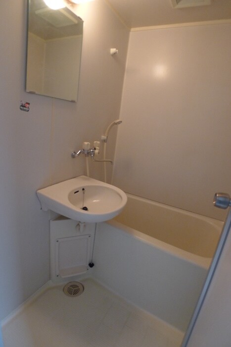 物件内観写真13　(バス／シャワールーム等)