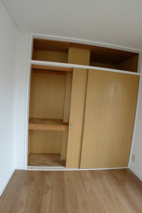 物件内観写真16　(収納)