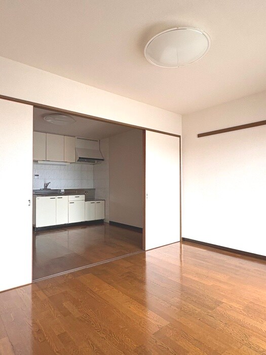 物件内観写真7　(居室)