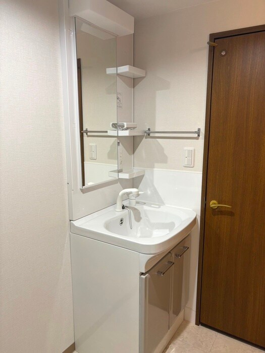 物件内観写真10　(洗面)