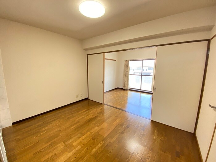 物件内観写真13　(居室)