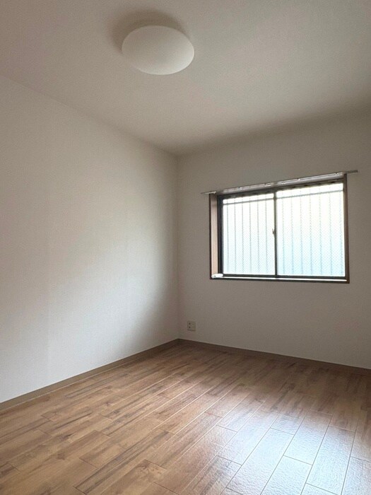 物件内観写真19　(居室)