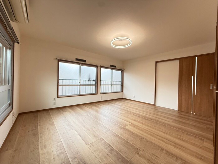 物件内観写真7　(居室)