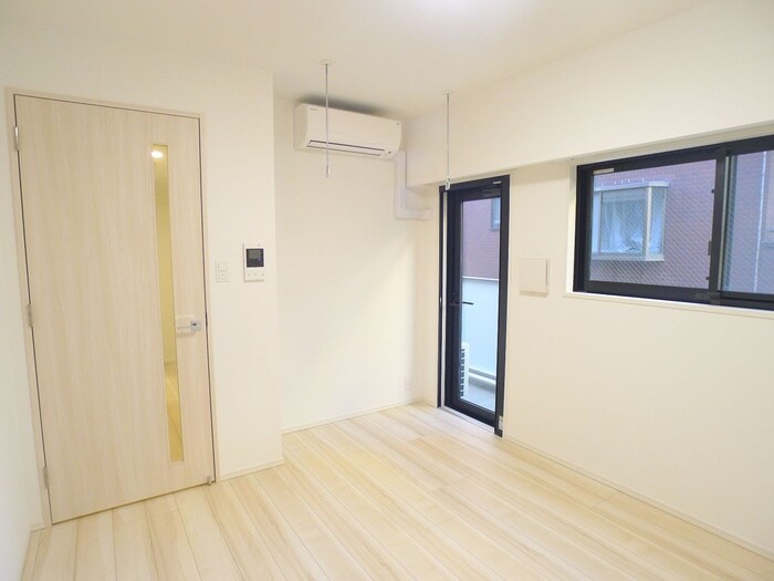 物件内観写真9　(居室)