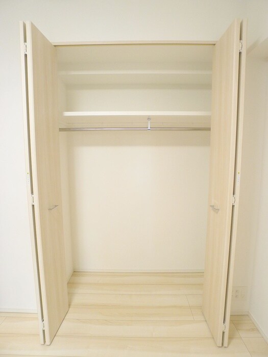 物件内観写真12　(収納)