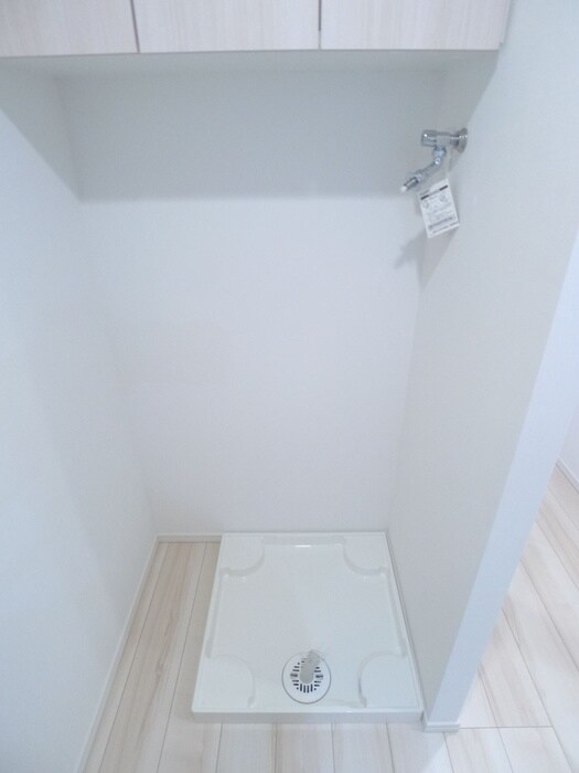 物件内観写真14　(洗濯機置場)