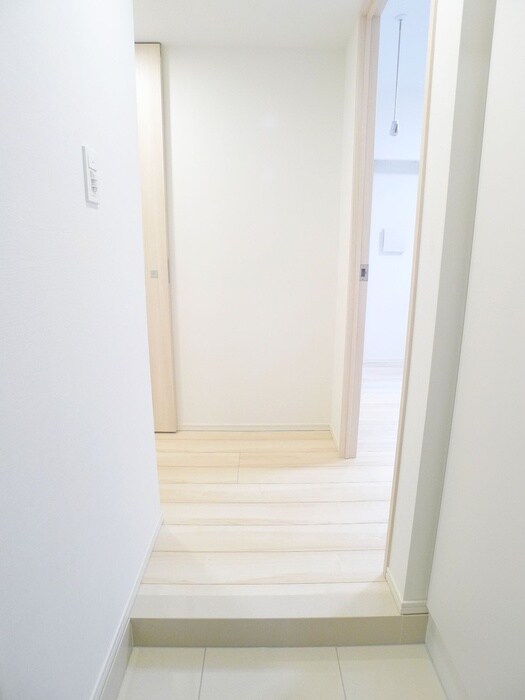 物件内観写真19　(玄関)