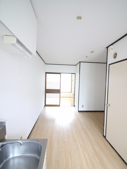 物件内観写真13　(居室)