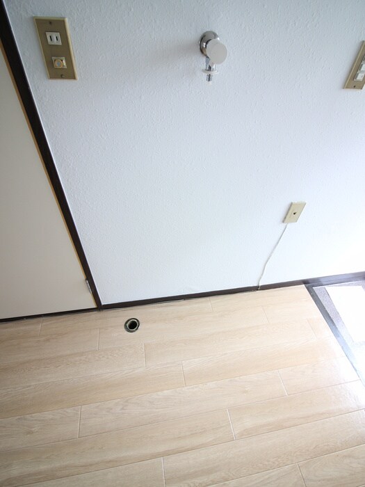 物件内観写真20　(洗濯機置場)