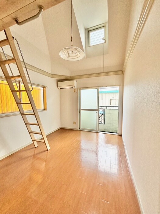 物件内観写真7　(居室)