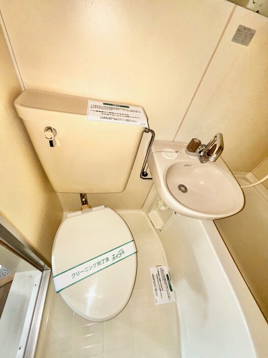 物件内観写真16　(トイレ)