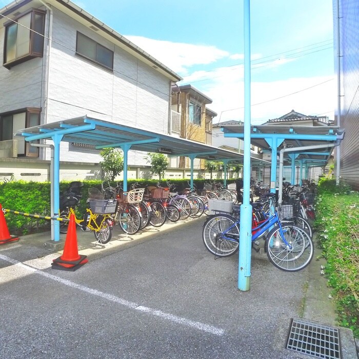 物件外観写真6　(駐輪場)