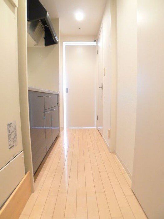物件内観写真9　(廊下)