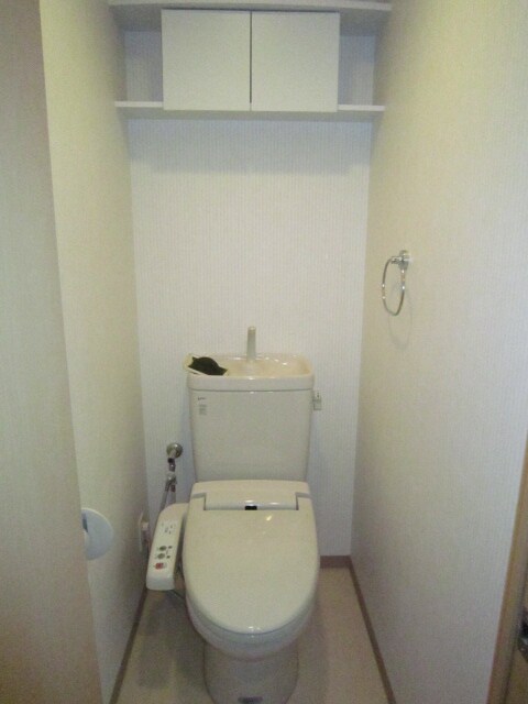 物件内観写真11　(トイレ)