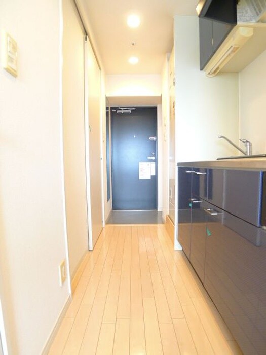 物件内観写真19　(廊下)