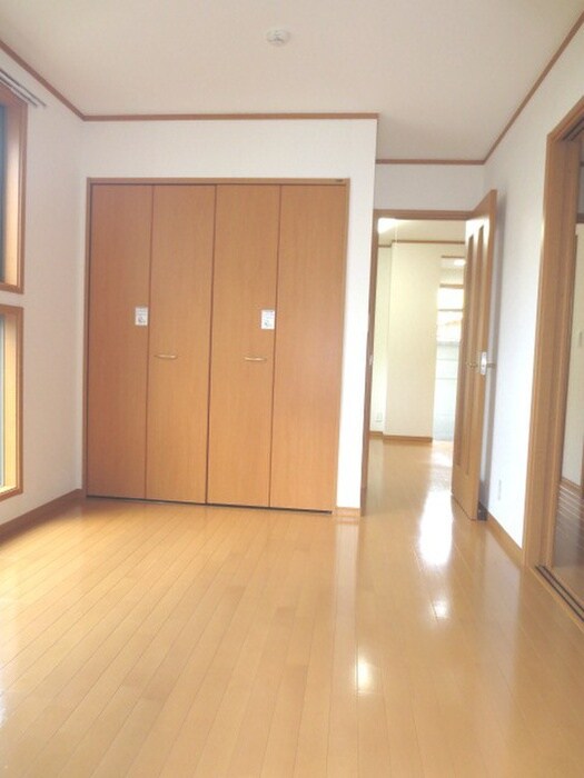 物件内観写真8　(居室)