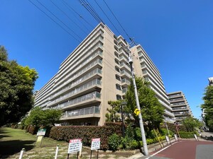 ヴィルヌーブ南越谷Ａ棟（４１０外観写真