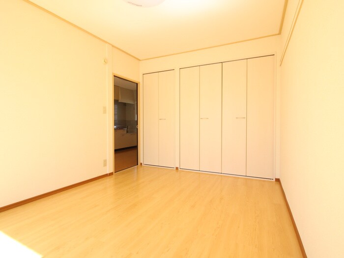 物件内観写真17　(居室)