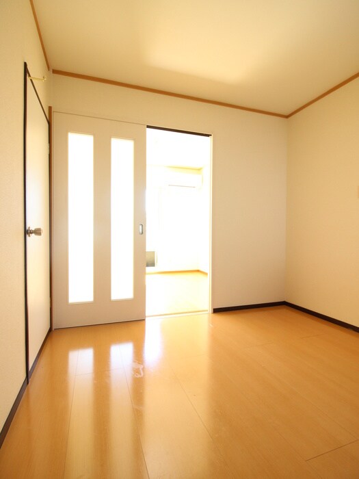 物件内観写真18　(居室)