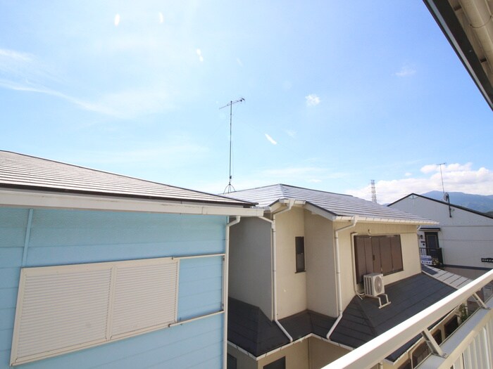 物件内観写真22　(室内からの展望)