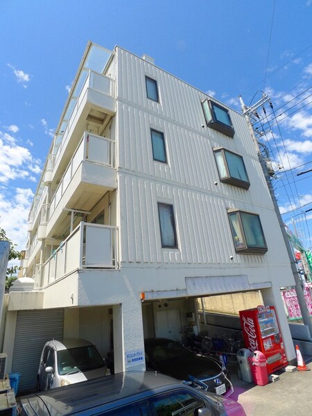 Tiaraさいたま新都心外観写真