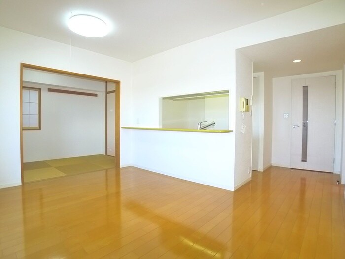 物件内観写真7　(居室)