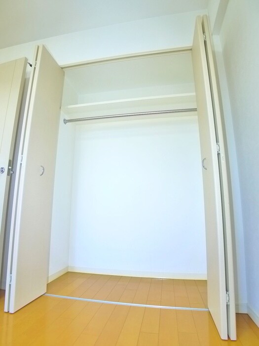 物件内観写真16　(収納)