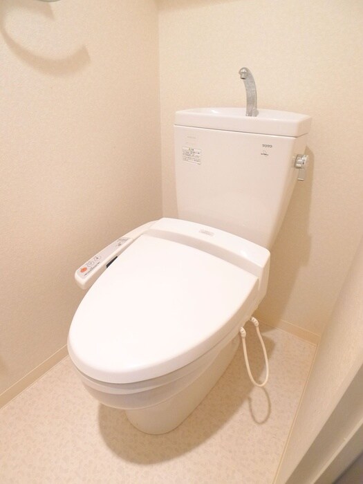 物件内観写真17　(トイレ)