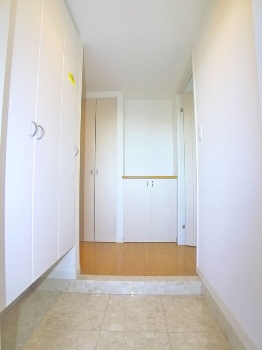 物件内観写真19　(廊下)