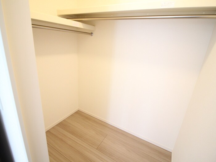 物件内観写真9　(収納)