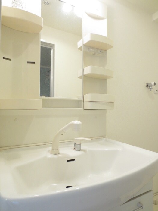 物件内観写真7　(洗面)