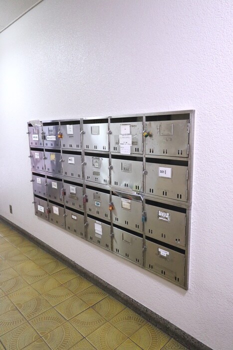 物件外観写真6　(建物設備)